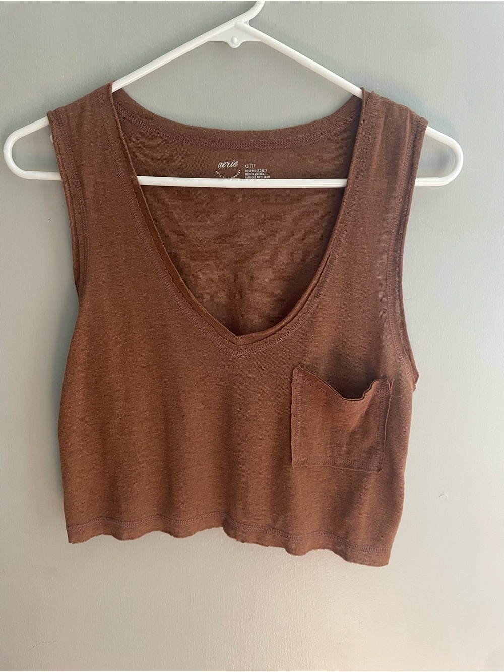 aerie Chocolate Brown V-Neck Crop‎ Tank with Pocket